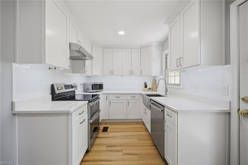 2077 Grey Fox Ln, Virginia Beach, VA, 23456-5219 | Card Image