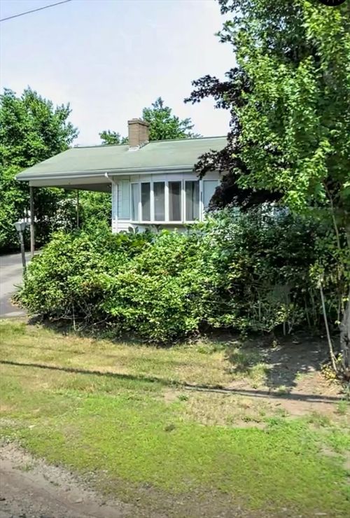 1892 Washington St, Stoughton, MA, 02072-3351 | Card Image