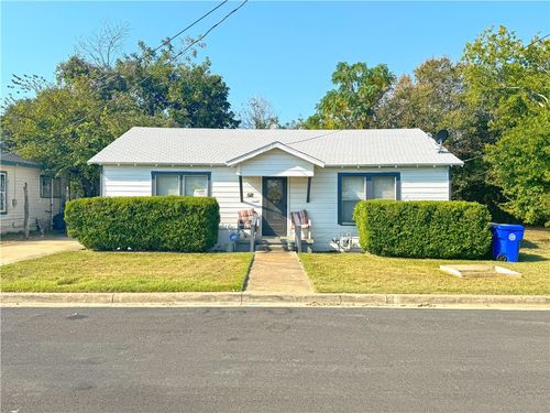 518 Walker St, Waco, TX, 76704-2421 | Card Image
