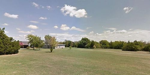2961 Twin Acres Drive, Norman, OK, 73071 | Card Image
