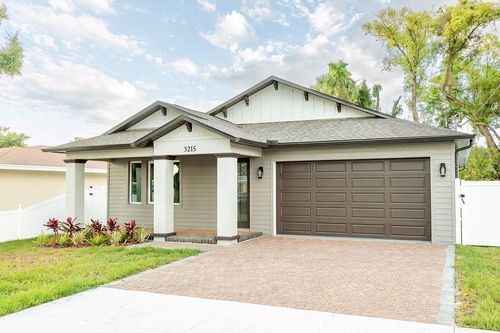 3215 W Aileen St, TAMPA, FL, 33607-1809 | Card Image