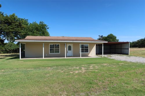 848 Richey Rd, Bowie, TX, 76230-7004 | Card Image