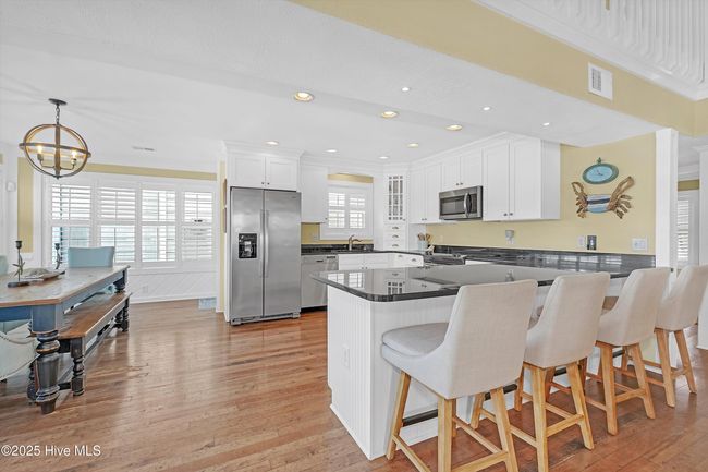 24 Pender St, House other with 5 bedrooms, 5 bathrooms and 1 parking in Ocean Isle Beach NC | Image 7