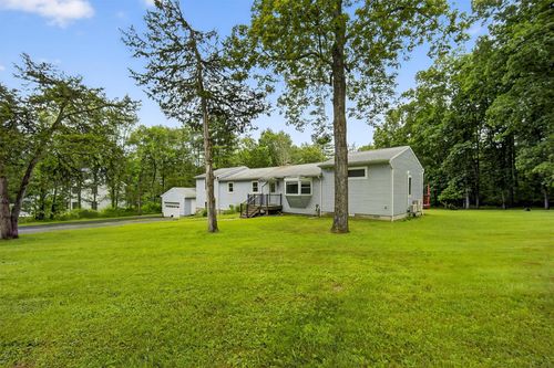 97 Queens Hwy, Kerhonkson, NY, 12446-2747 | Card Image