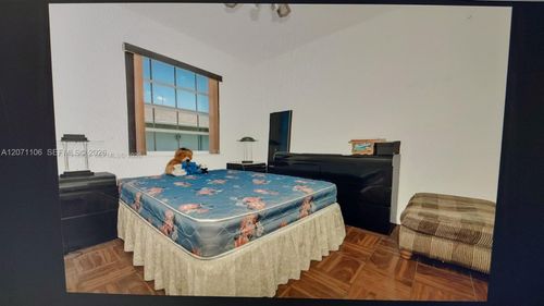 201-3-430 Ne 210th Circle Ter, Miami, FL, 33179-1851 | Card Image