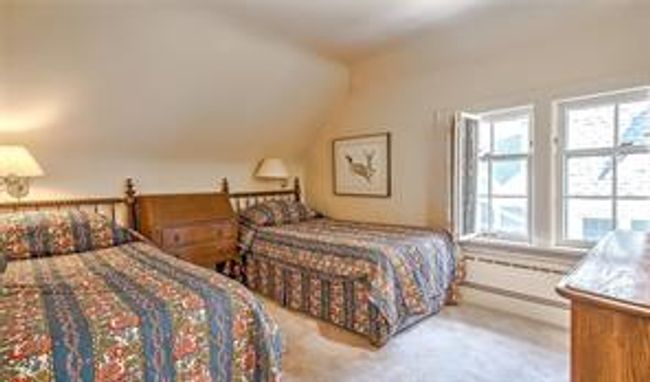 2722 Montcalm Cres Sw, House detached with 4 bedrooms, 2 bathrooms and 3 parking in Calgary AB | Image 39