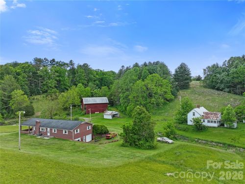 52 Will Smith Ln, Leicester, NC, 28748-6389 | Card Image