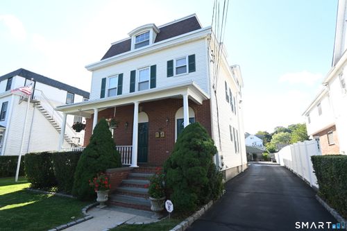 26 Elm Tree Pl, Stamford, CT, 06906-1324 | Card Image