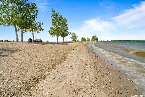 400 Lakeshore Dr, Dilke, SK, S0G1C0 | Card Image