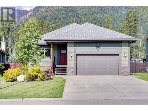 1327 Cherrywood Blvd, Sparwood, BC, V0B2G2 | Card Image