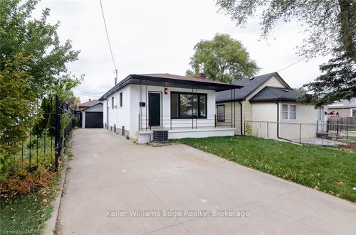 upper-1175 Dunsmure Rd, Hamilton, ON, L8H1K9 | Card Image