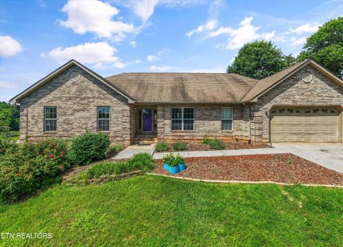 605 Snowshill Way, Maryville, TN, 37803-6387 | Card Image
