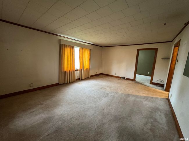 809 W Chestnut St, House other with 2 bedrooms, 2 bathrooms and null parking in Marion IL | Image 8