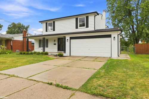 2103 Atlas Dr, Troy, MI, 48083-2666 | Card Image