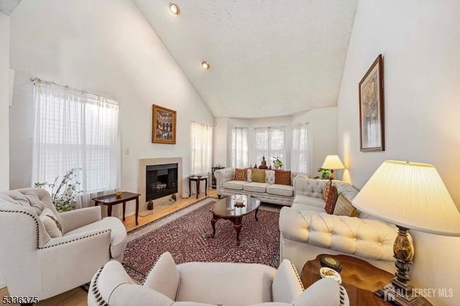 253 Nebula Rd, House other with 2 bedrooms, 2 bathrooms and null parking in Piscataway NJ | Image 5