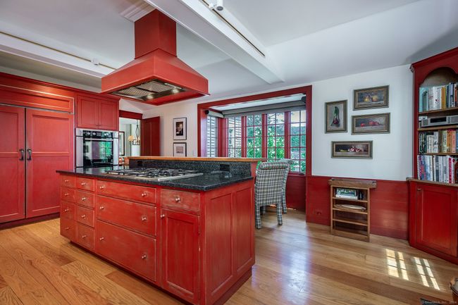 151 Flanders Rd, House other with 3 bedrooms, 3 bathrooms and null parking in Woodbury CT | Image 18