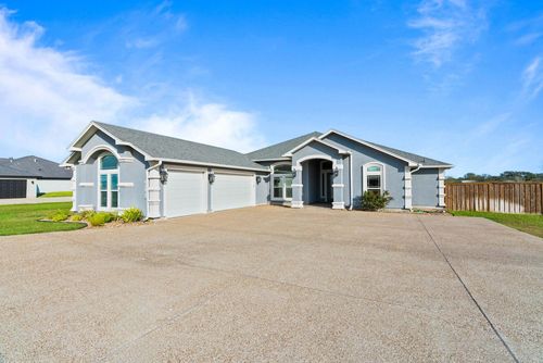 3726 Amanda Ln, Robstown, TX, 78380-2026 | Card Image