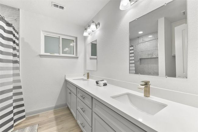 6235 Dumfries Dr, House other with 4 bedrooms, 2 bathrooms and 2 parking in Houston TX | Image 21