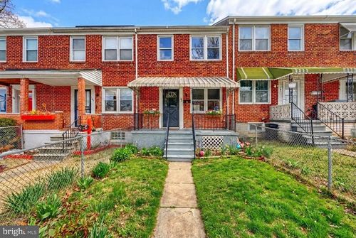 165 Hampshire Rd, Essex, MD, 21221-6923 | Card Image