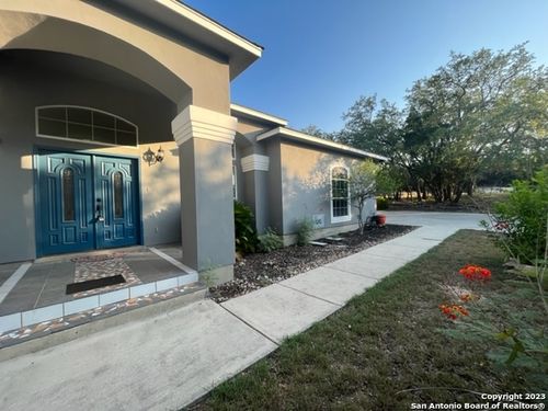 101 Cielo Vis, Canyon Lake, TX, 78133-4444 | Card Image