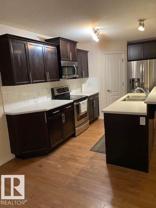 1631 65 St Sw, Edmonton, AB, T6X0N1 | Card Image