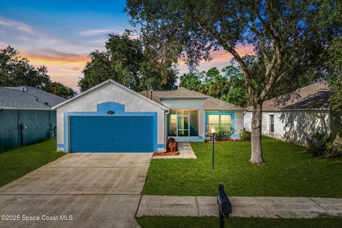 1560 Vista Lake Cir, Melbourne, FL, 32904-1815 | Card Image