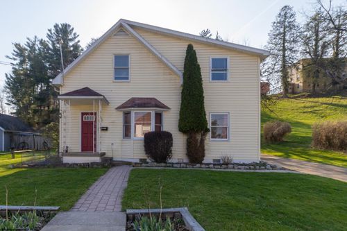 1 Pinnell St, Buckhannon, WV, 26201-2218 | Card Image
