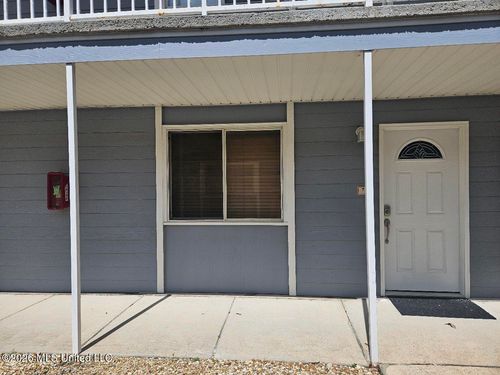 71-1664 Beach Boulevard, Biloxi, MS, 39531 | Card Image