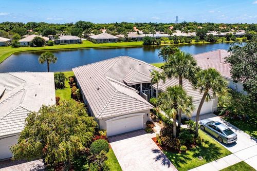 10601 Royal Caribbean Cir, Boynton Beach, FL, 33437-4286 | Card Image