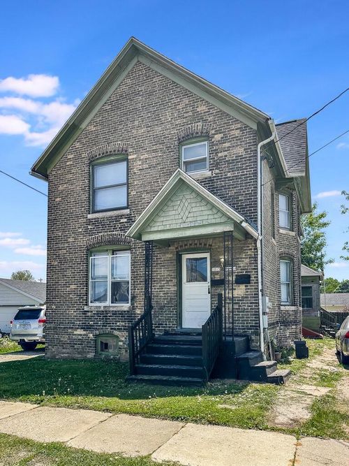 1015 Hamilton Street, Manitowoc, WI, 54220 | Card Image