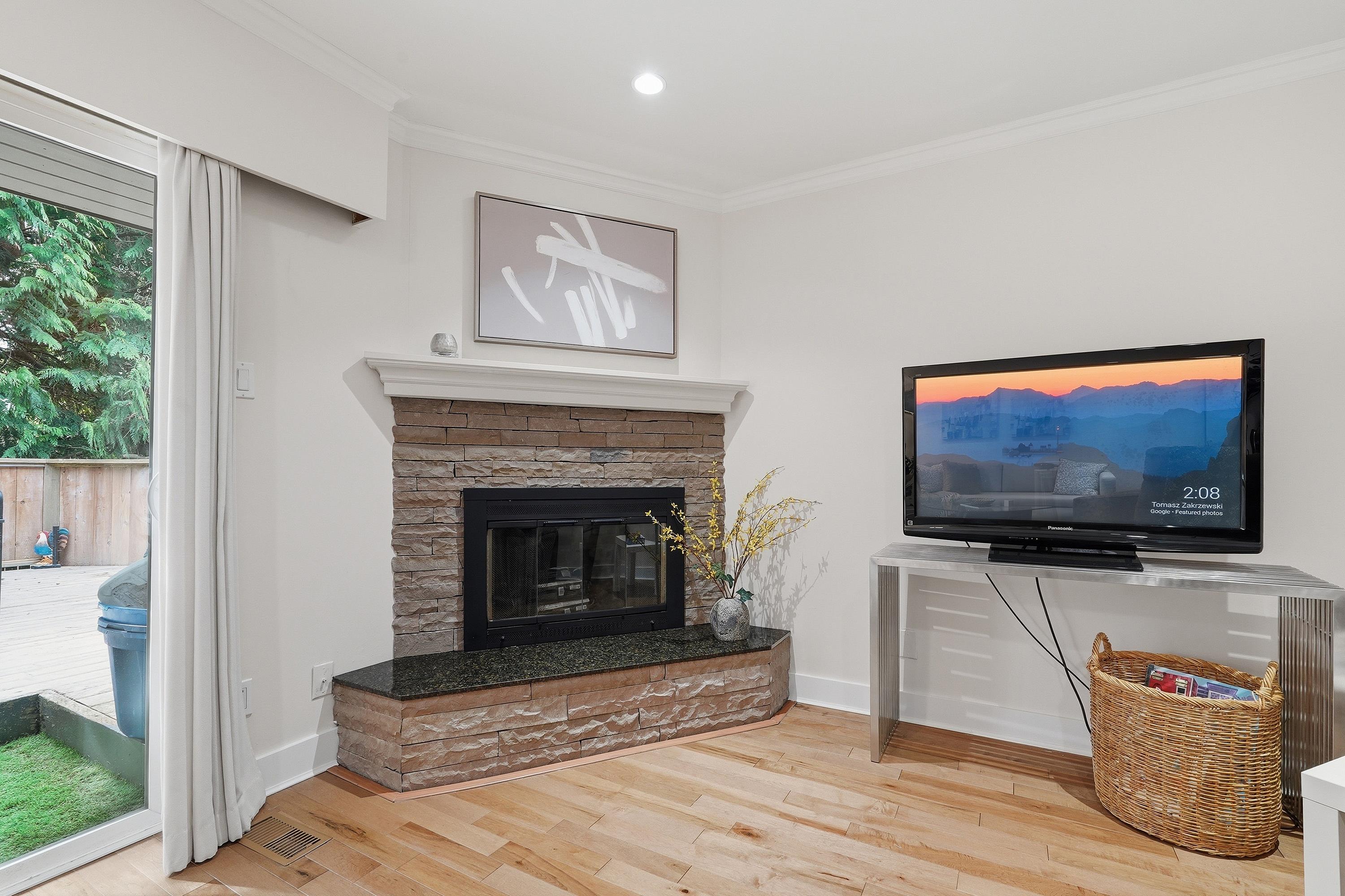 Residential in North Vancouver 5