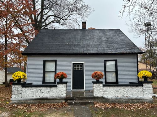 507 N Main St, Milan, IN, 47031-8801 | Card Image