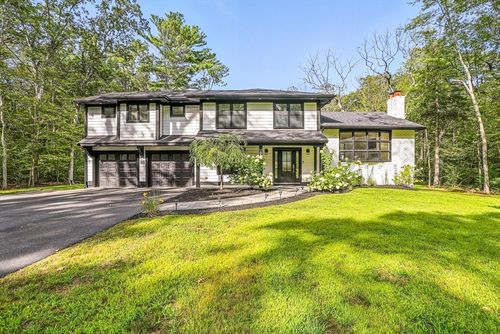 68 Pearl St, Upton, MA, 01568-1202 | Card Image