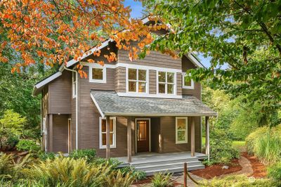 10613 Sw 138th Street, House other with 3 bedrooms, 2 bathrooms and 2 parking in Vashon WA | Image 1