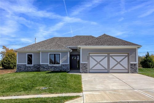 4805 Ne 62nd St, Gladstone, MO, 64119-5010 | Card Image