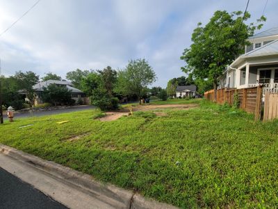 1917 E 11th Street, Home with 0 bedrooms, 0 bathrooms and null parking in Austin TX | Image 1