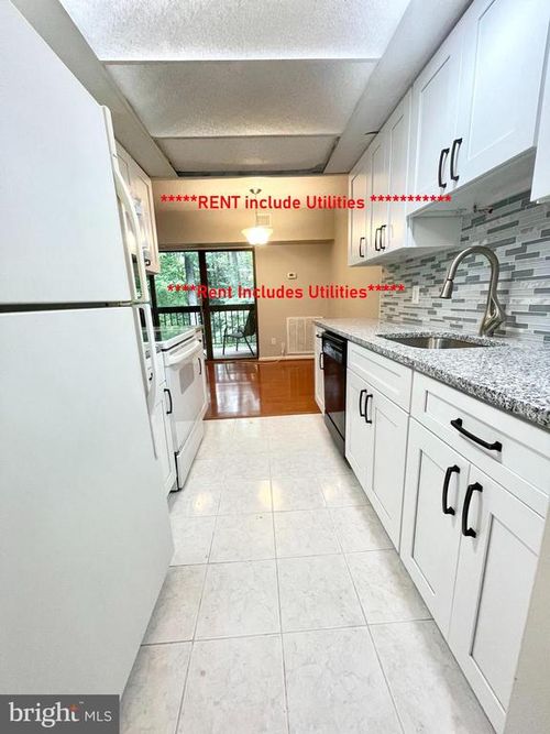11c-11623 Stoneview Sq, RESTON, VA, 20191-2984 | Card Image