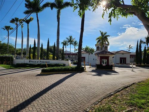 230-6709 N Kendall Dr, Pinecrest, FL, 33156-1784 | Card Image