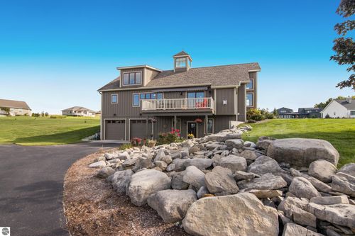 4740 E Water View Dr, Lake Leelanau, MI, 49653-8420 | Card Image