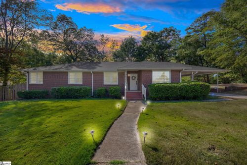 200 Pine Street, Seneca, SC, 29678 | Card Image
