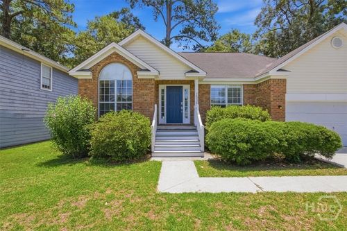 535 Pointe South Dr, Savannah, GA, 31410-1724 | Card Image