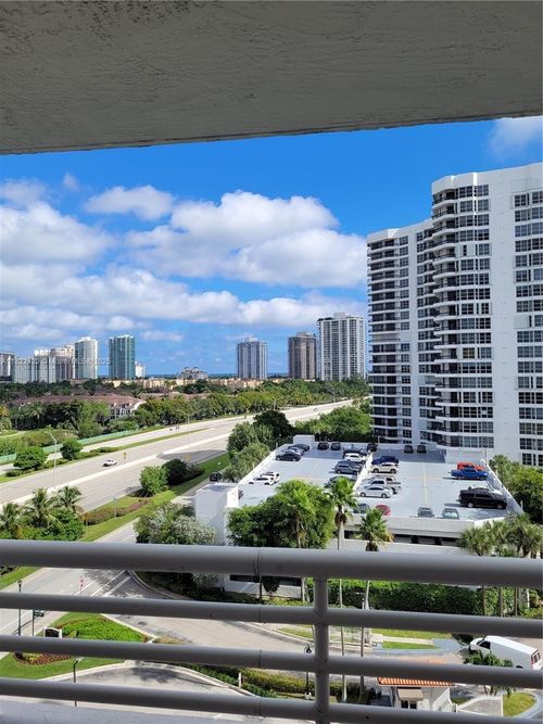 apt-1008-3300 Ne 192nd St, Aventura, FL, 33180-2432 | Card Image