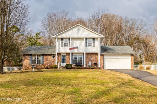 613 Royal Way Ln, Knoxville, TN, 37934-4753 | Card Image