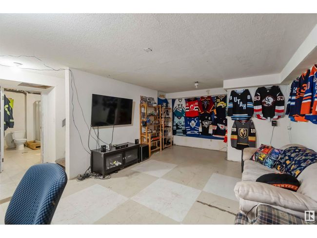 6513 53 Ave, House other with 4 bedrooms, 2 bathrooms and null parking in Redwater AB | Image 36