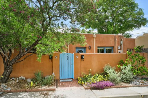 220 San Pasquale Ave Nw, Albuquerque, NM, 87104-1569 | Card Image