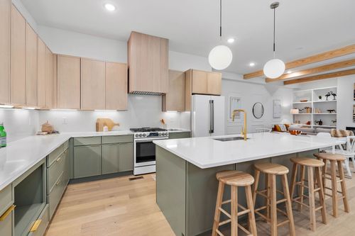 1418A Boscobel St, Nashville, TN, 37206-2920 | Card Image