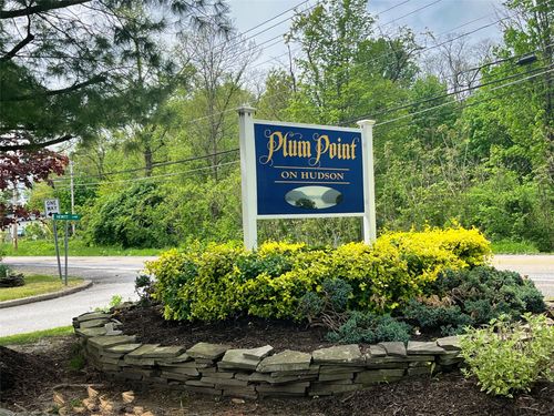 251 Tamerisk Ln, New Windsor, NY, 12553-5411 | Card Image