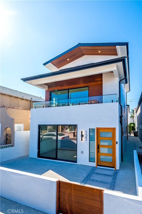 b-121 39th St, Newport Beach, CA, 92663-2919 | Card Image