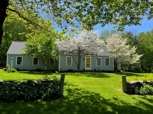 9 Tater St, Mont Vernon, NH, 03057-1307 | Card Image