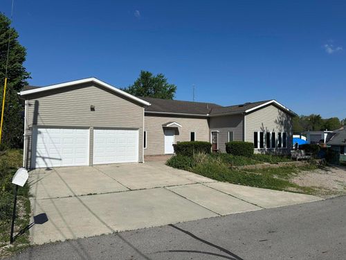 12137 7th Ave, Millersport, OH, 43046-9785 | Card Image